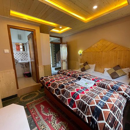 La Voglia-Old Manali Hostel Εξωτερικό φωτογραφία