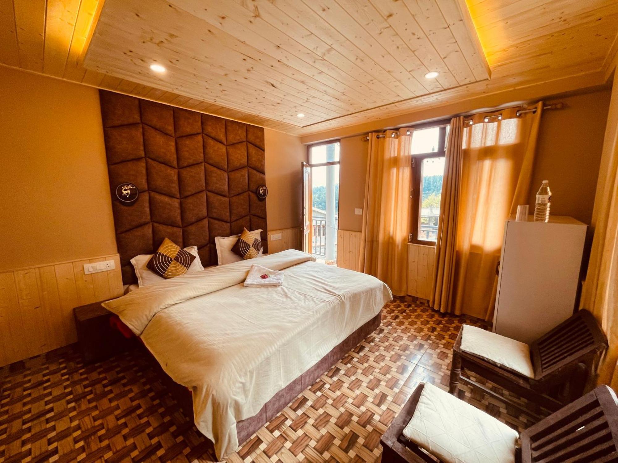 La Voglia-Old Manali Hostel Εξωτερικό φωτογραφία